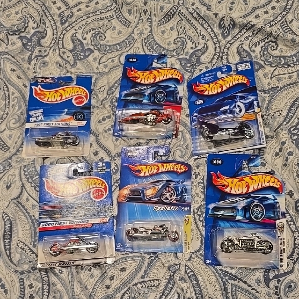New Bundle Of 6 Hot Wheels